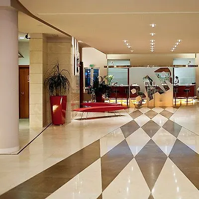 فندق رافائيل فيمودْروني