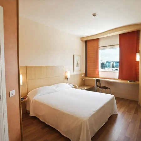 Hotel Rafael 3*