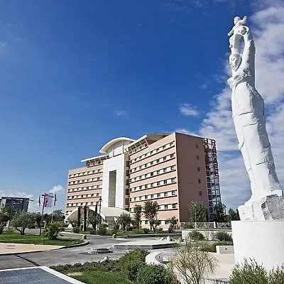 رافائيل 3*
