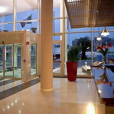 Hotel Rafael 3*
