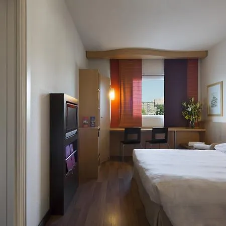 Rafael Hotel 3*