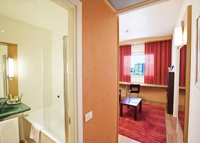 Hotel Rafael 3*