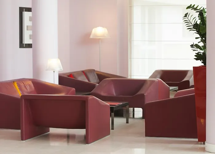 Rafael Hotel 3*
