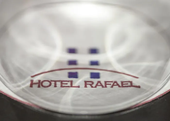 Rafael Hotel 3*
