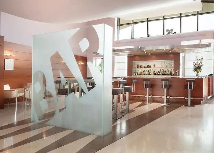 Rafael Hotel 3*