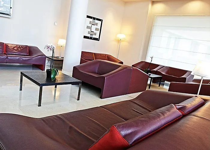 Rafael Hotel 3*