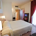 Rafael 3* Vimodrone